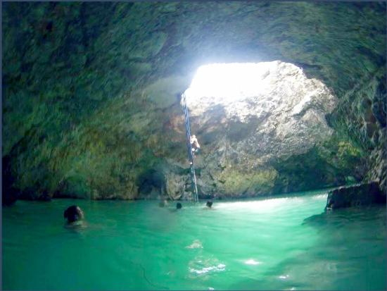 Blue hole mineral spring Negril
